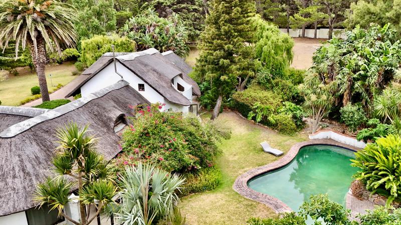 9 Bedroom Property for Sale in Hout Bay Western Cape